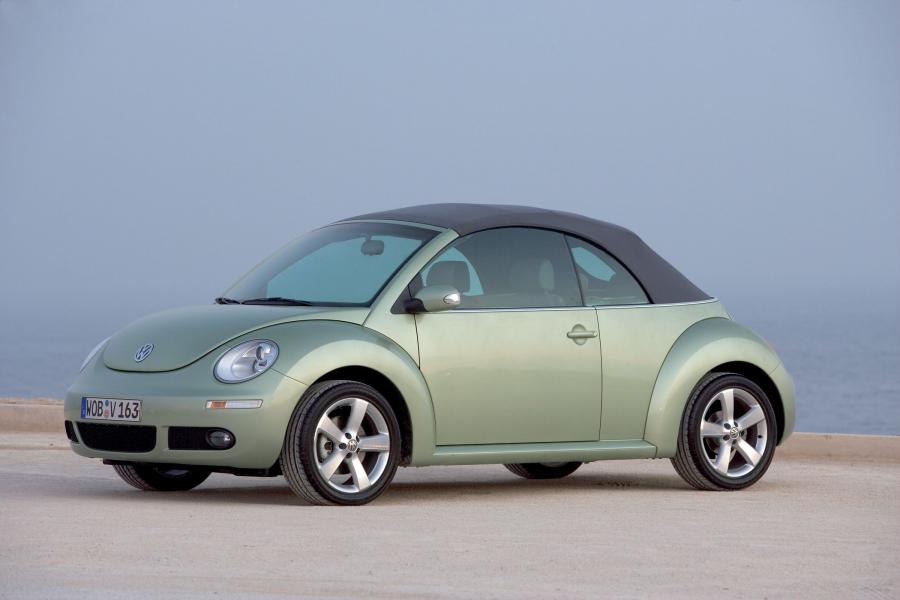  Volkswagen New Beetle Cabriolet 2006 года  (фото 24 из 39)